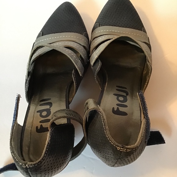 Fidji- Ankle Strap Pump - Picture 8 of 12